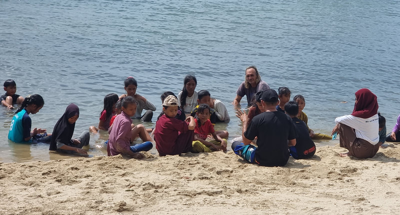 Kids learning to sail — photo 10