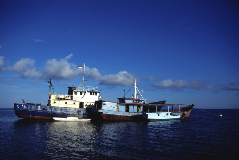 Ships in Indonesia, 1992-2012 — photo 9