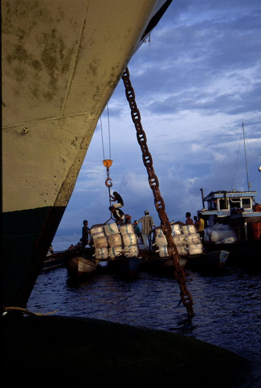 Ships in Indonesia, 1992-2012 — photo 17