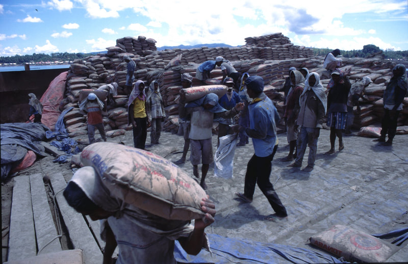 Ships in Indonesia, 1992-2012 — photo 21